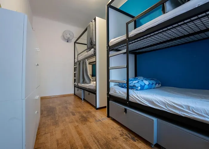Hostel The Madhouse Praga